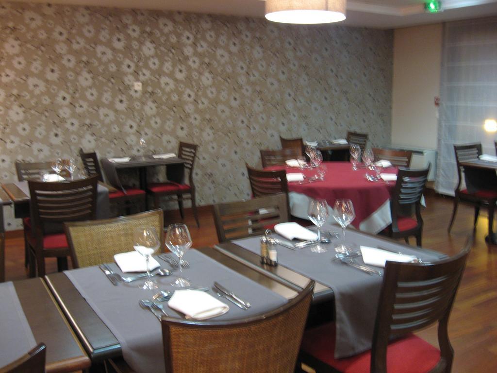 Domitys Le Parc Balsan Lejlighedshotel Châteauroux Eksteriør billede